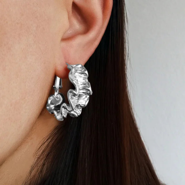 Metal Irregular Hoop Earrings For Women Wrinkle Design Clip On Fashion Jewelry Fancy New Style Trendy Accessories