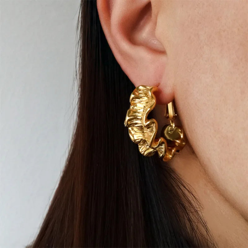 Metal Irregular Hoop Earrings For Women Wrinkle Design Clip On Fashion Jewelry Fancy New Style Trendy Accessories