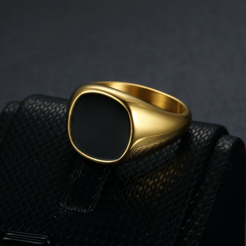 Fashionable, simple, and personalized stainless steel gold-plated drop glue smooth ring for men and women's accessories